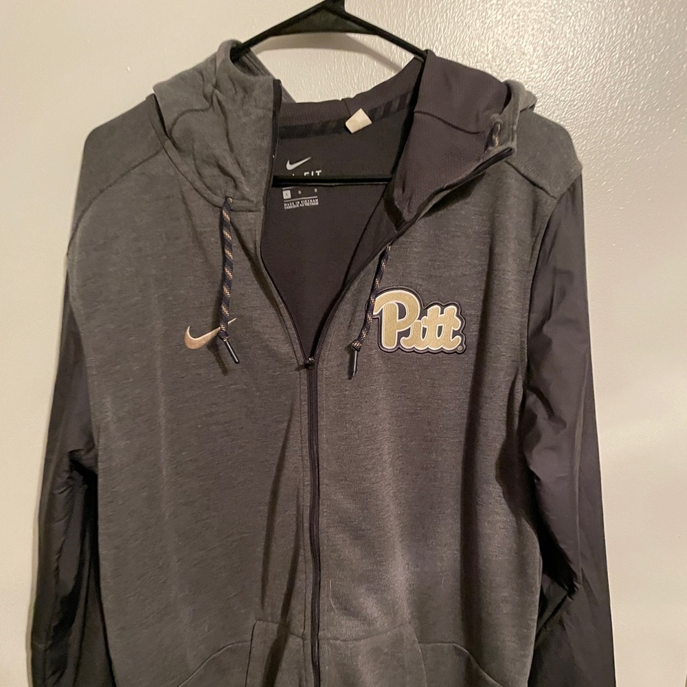 Nike - University of Pittsburgh Official Hoodie Size Large